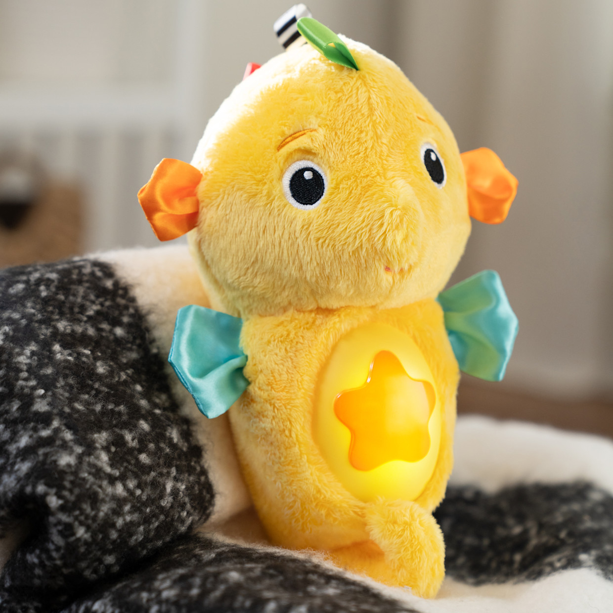Baby Einstein Sea Dreams Seahorse Plush Soother - Yellow.