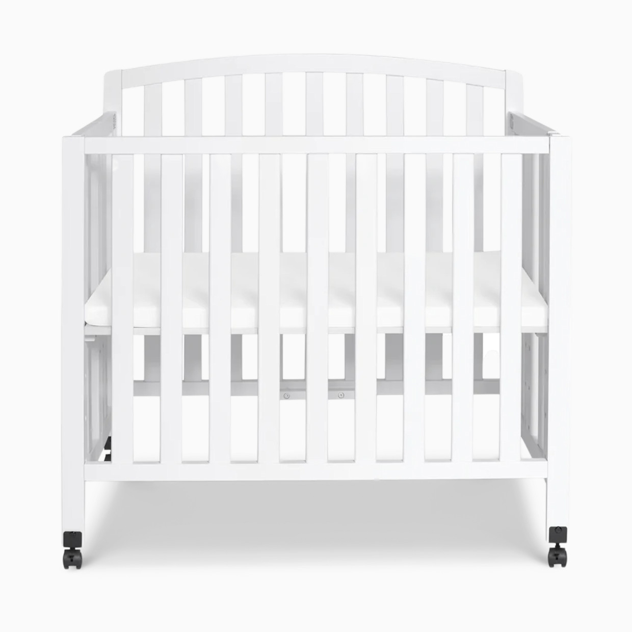 daVinci Dylan Folding Portable 3-in-1 Mini Crib - White.
