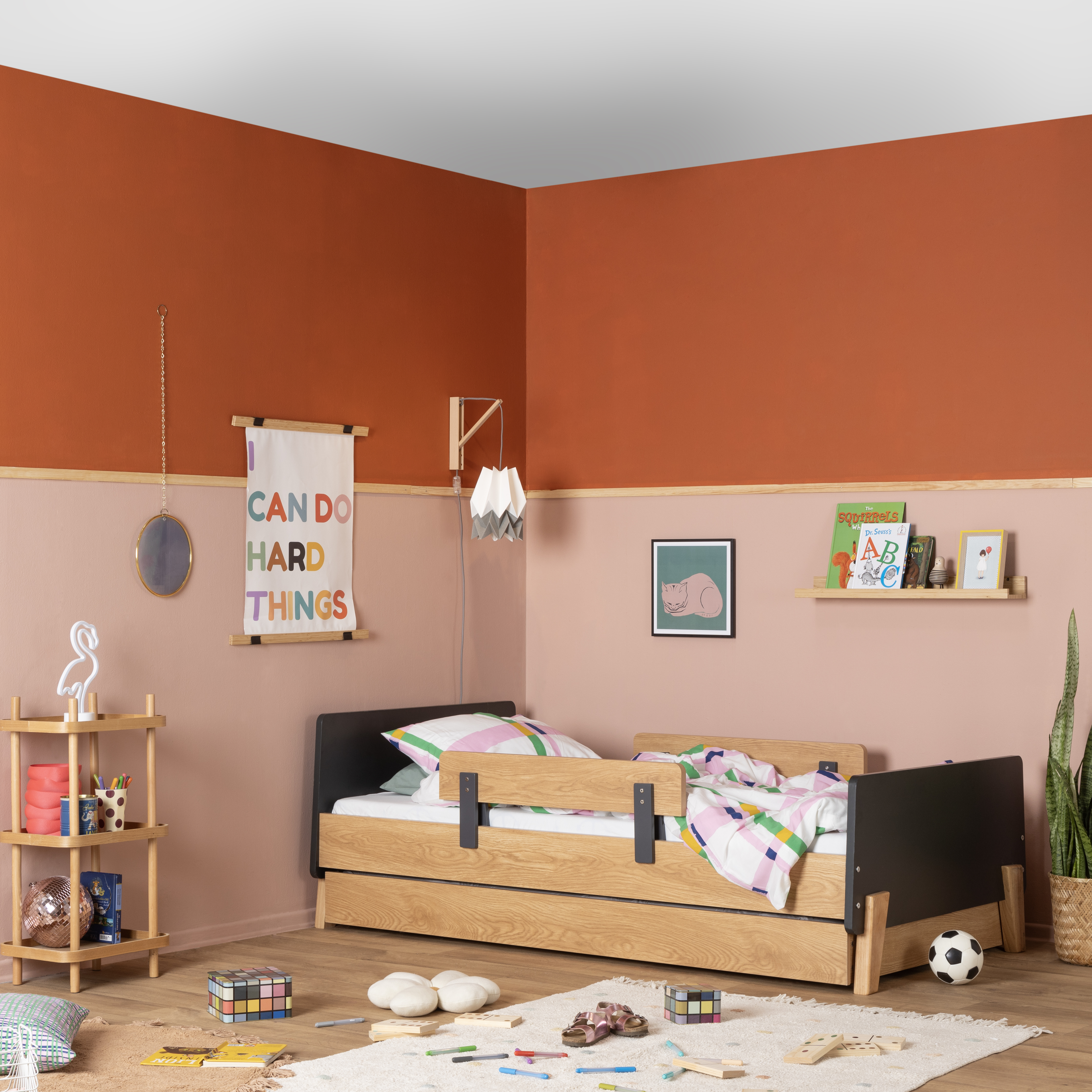 dadada Storage Trundle - Red Oak.