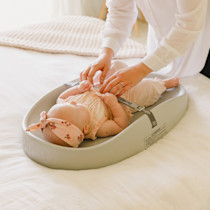 Bumbo changing pad 2024 aqua