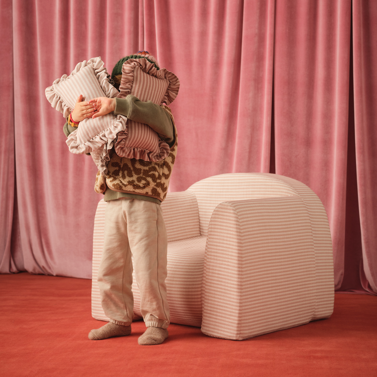 House of Noa Play Chair - Finley Ivory & Petal, Large.