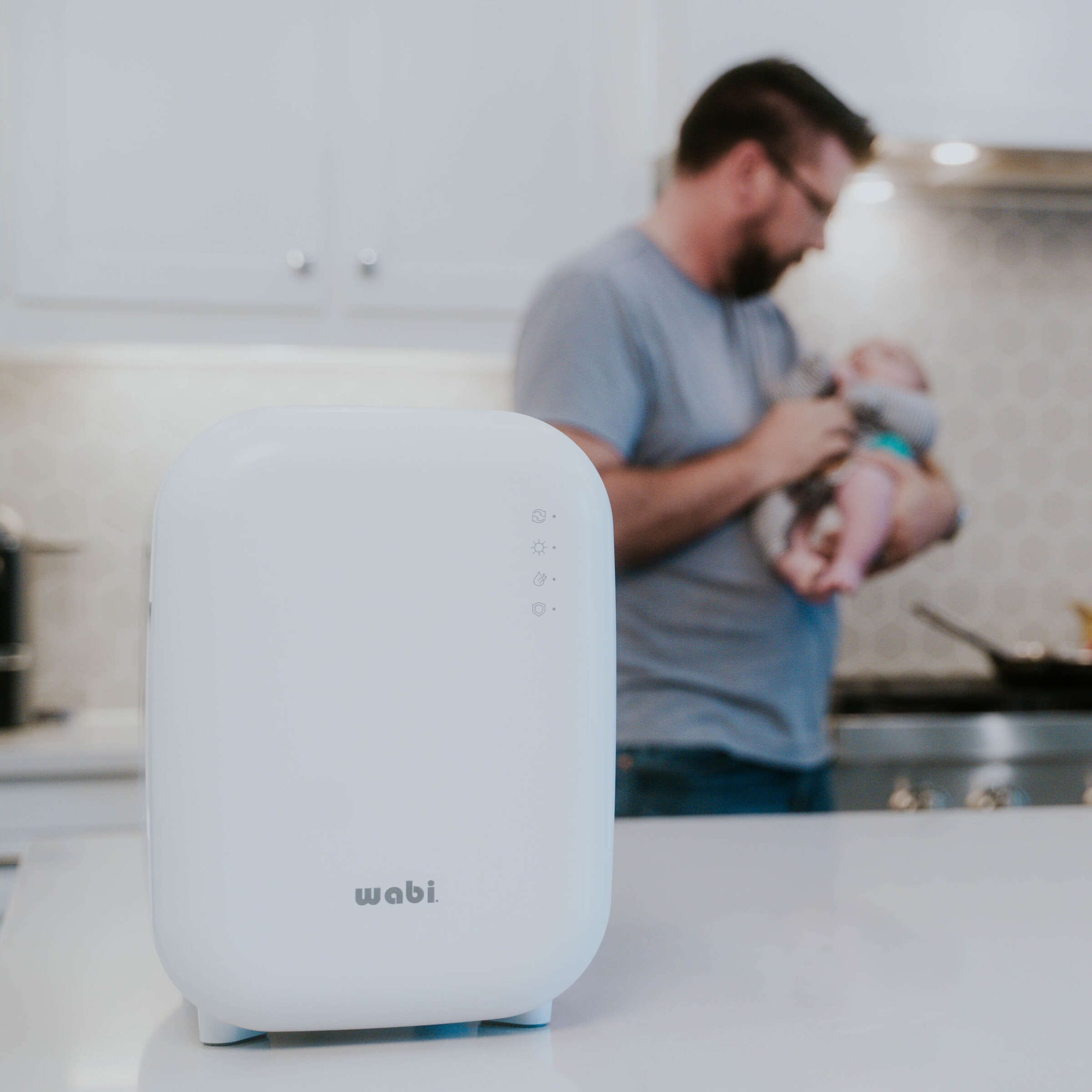 Wabi Baby UVC LED Sanitizer & Dryer Mini.