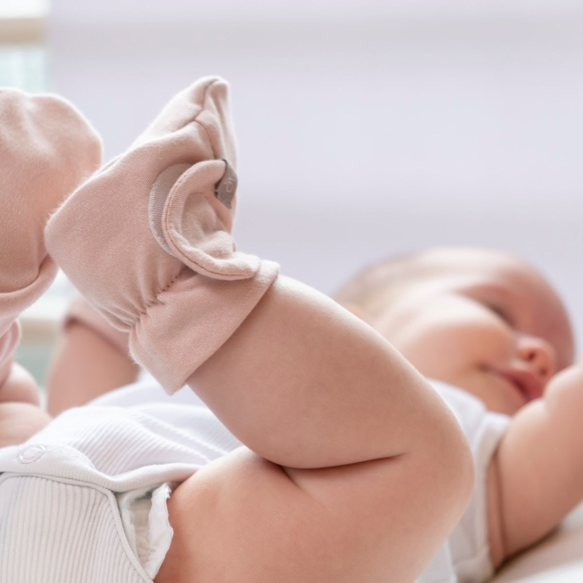 Goumi Kids Stay-On Baby Booties (2 pack) - Abstract Floral/Rose, 3-6 Months.