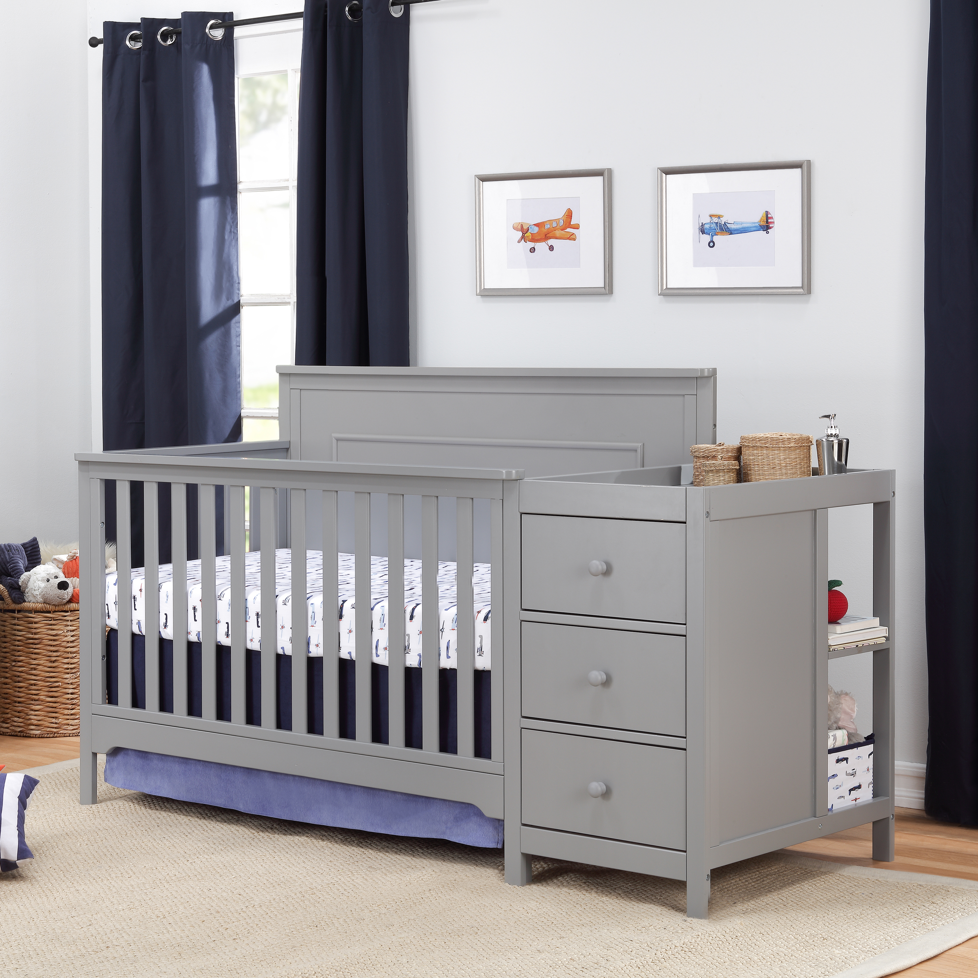 Carter's by daVinci Dakota 4in1 Crib and Changer Combo Grey