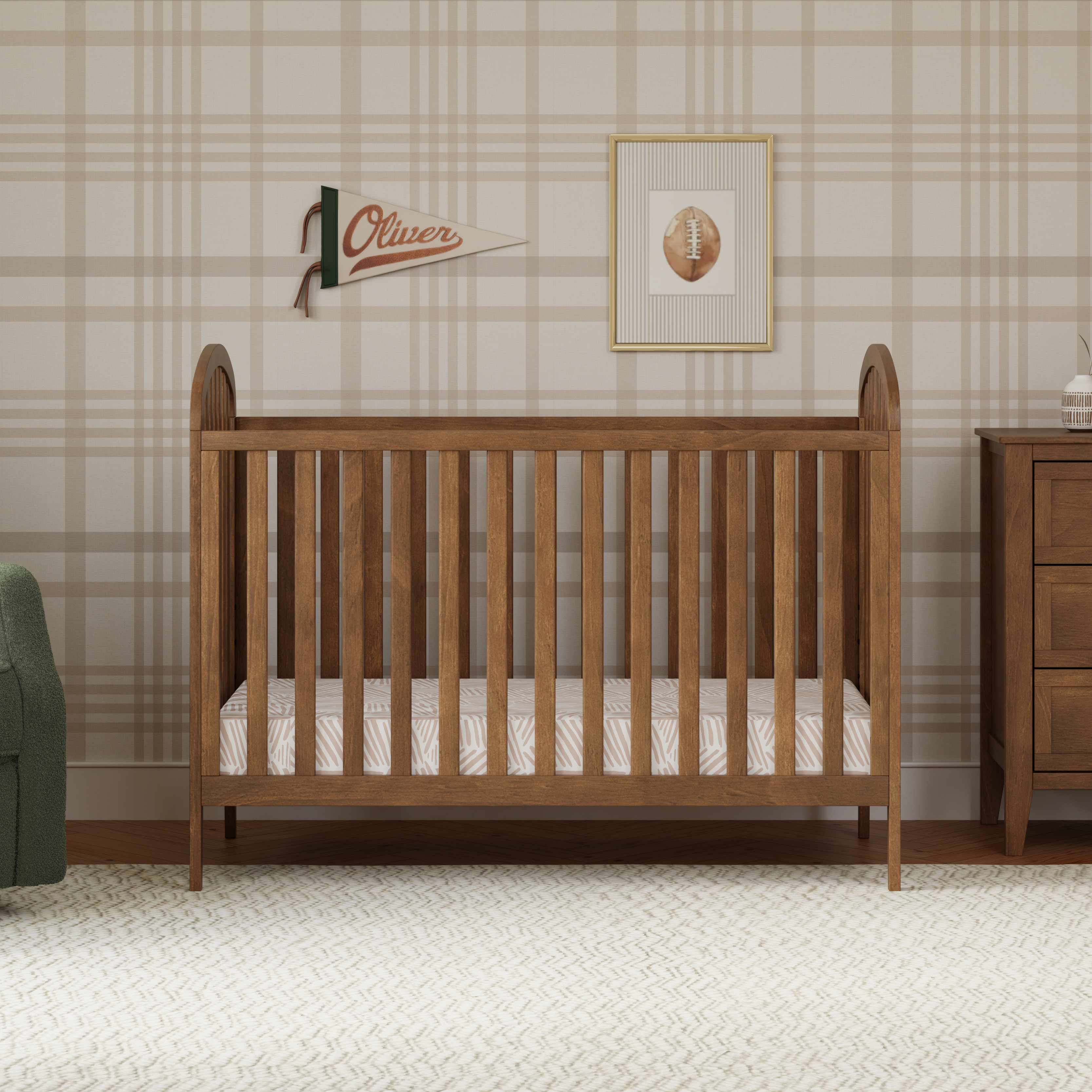 daVinci Beau 3-in-1 Convertible Crib - Walnut.