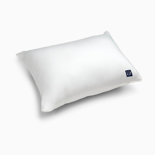 Delta Children babyGap Toddler Pillow with 2 Cooling Covers.