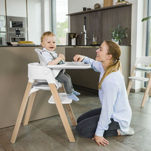 Stokke Steps Complete High Chair - White Seat/Natural Legs.