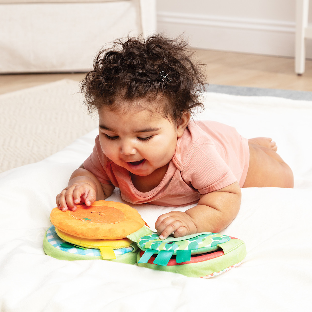 Melissa & Doug Farmers Market: 3-in-1 Tummy Time Roller.