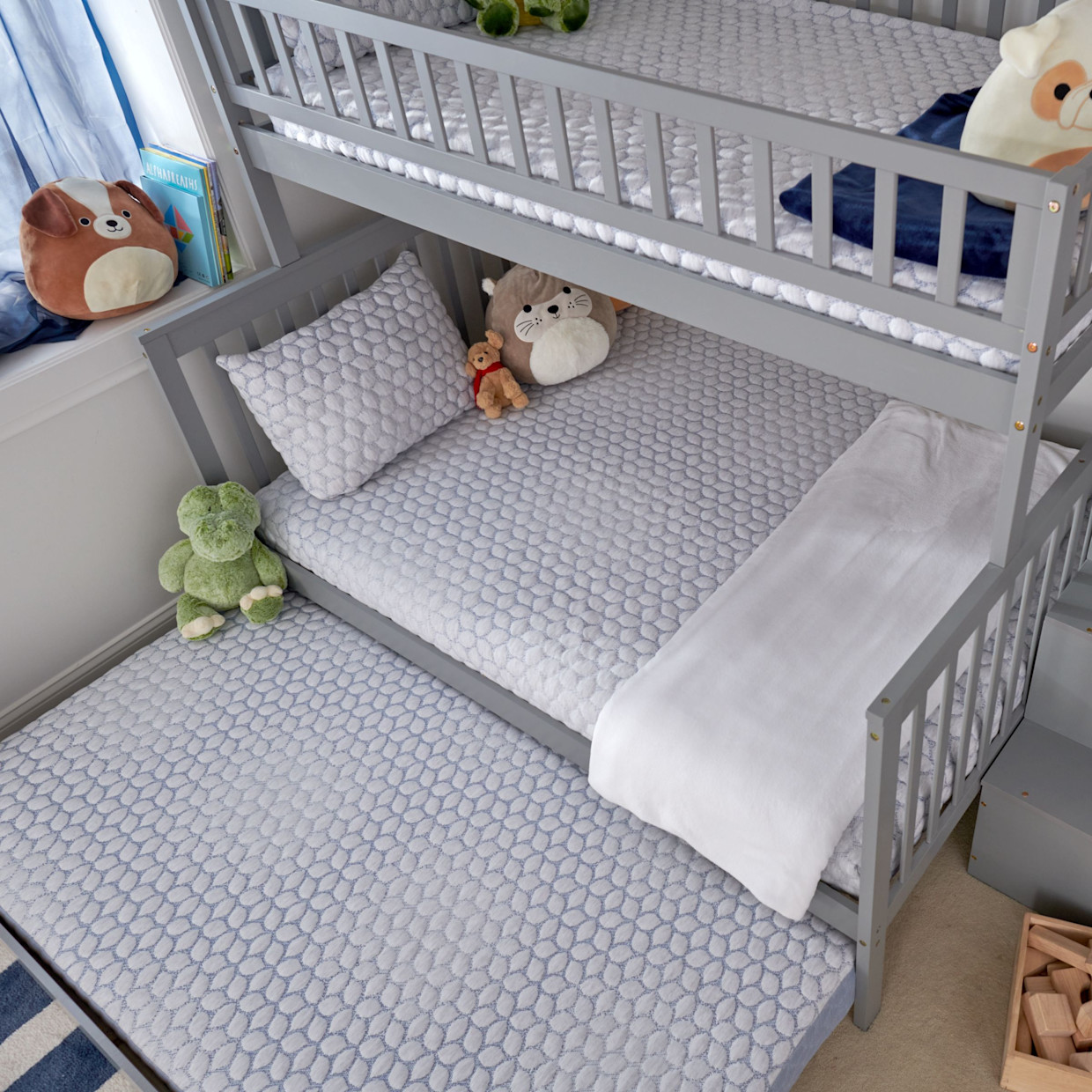 Lullaby Earth Dream Easy Kids Mattress - Blue Leaf, Twin.