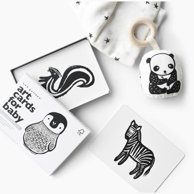 Wee Gallery Little Naturalist Gift Set - Black & White.
