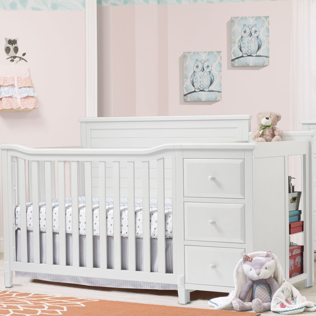 Sorelle Berkley Crib & Changer Panel Crib - White.
