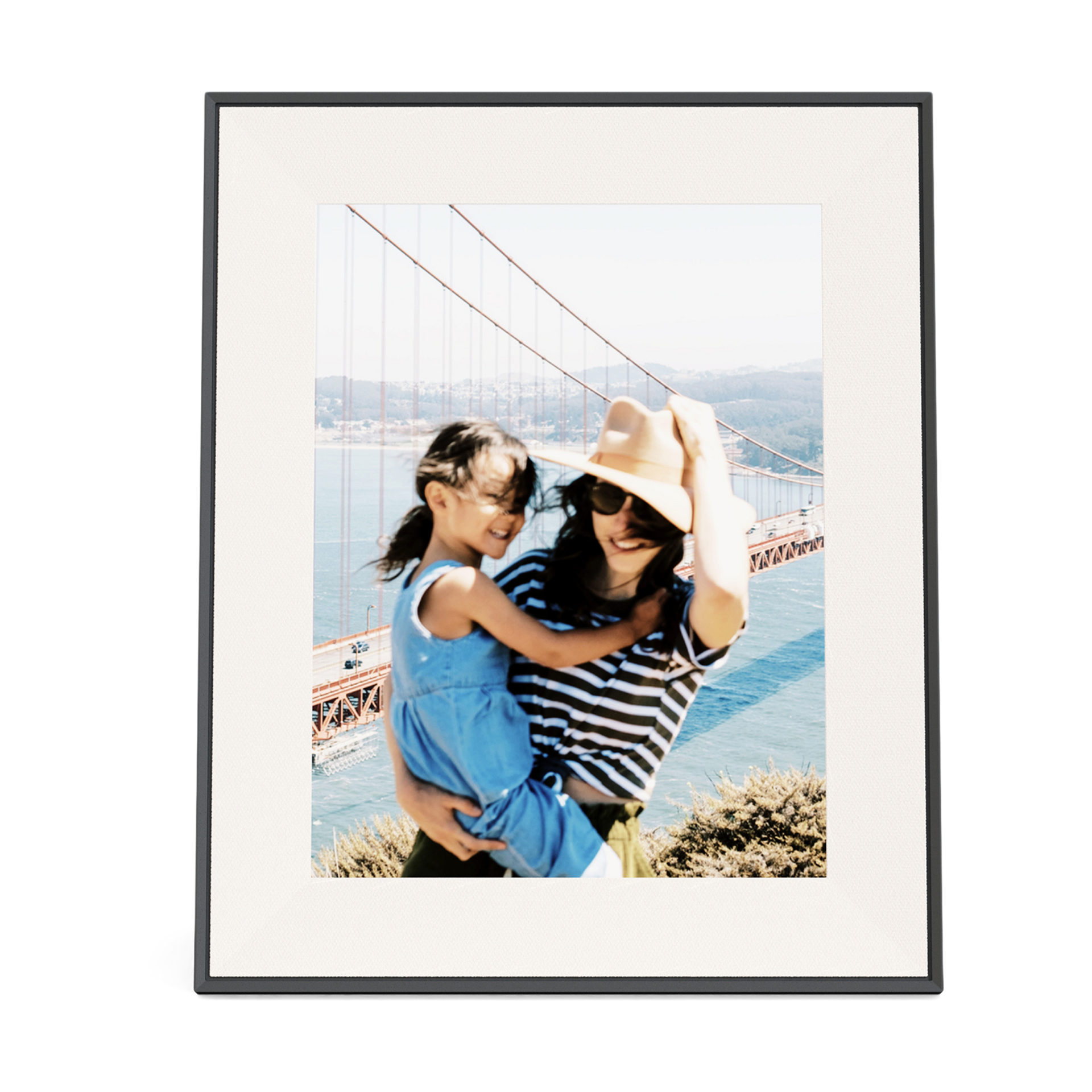 Aura Frames Aspen Mat 12" WiFi Digital Picture Frame.