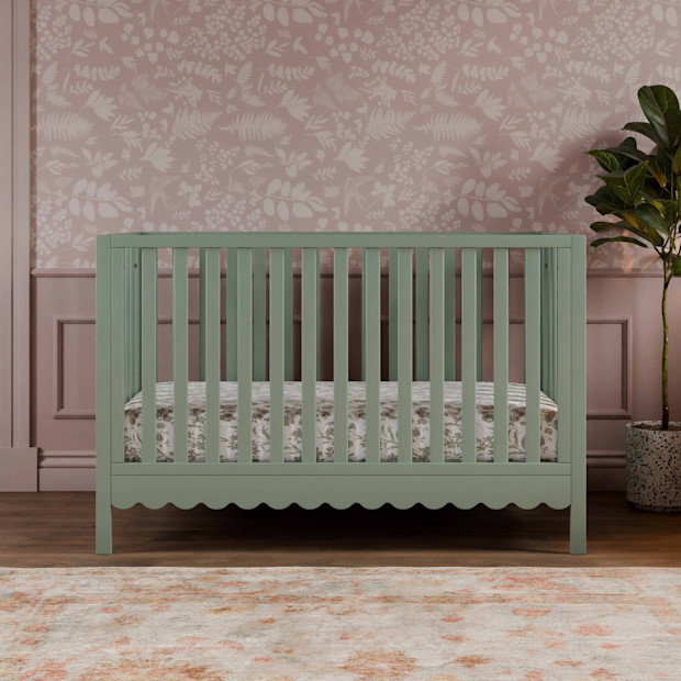 daVinci Sammy Scallop 4-in-1 Convertible Crib.