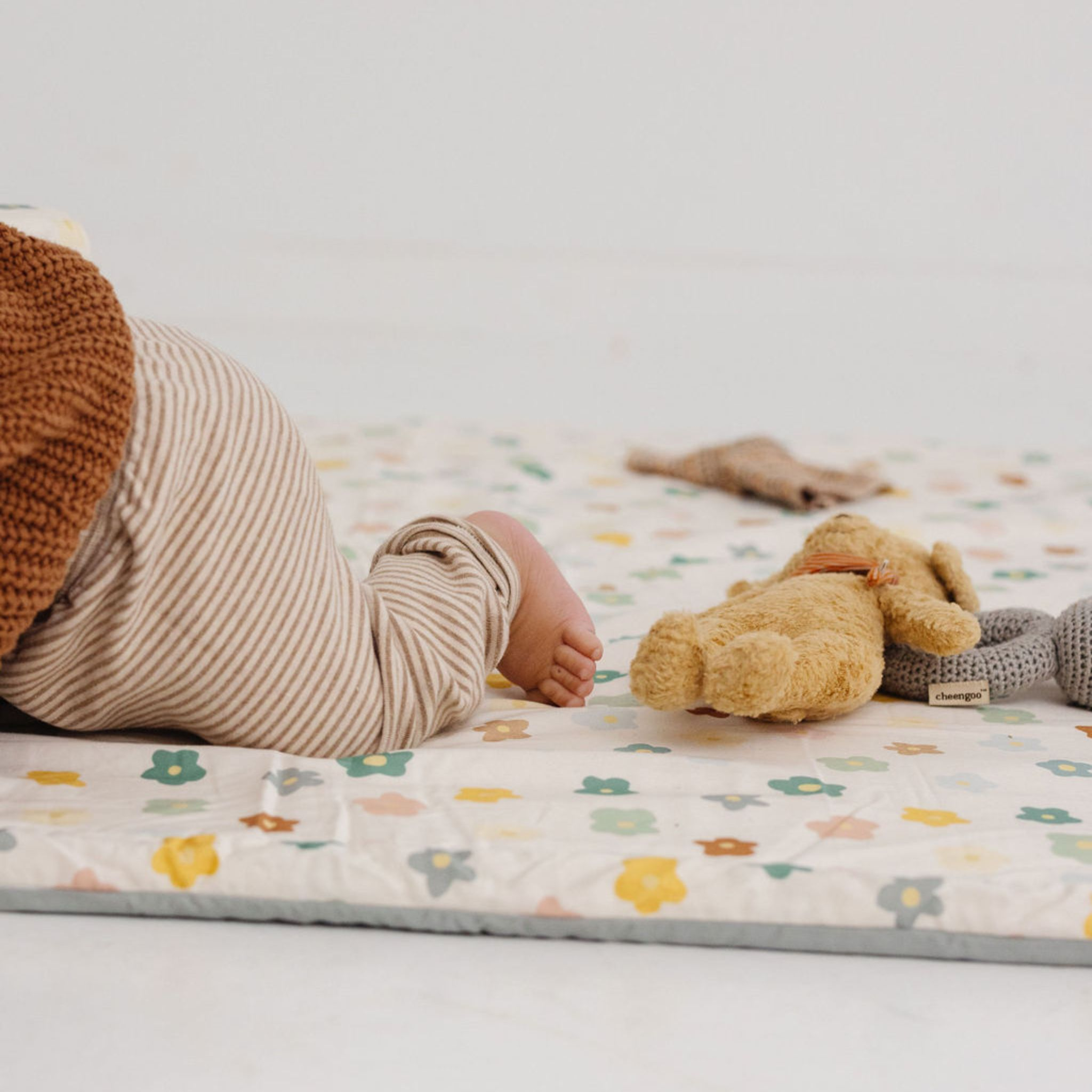 Toki Kids Epic Organic Cotton Play Mat - Playful Posies.