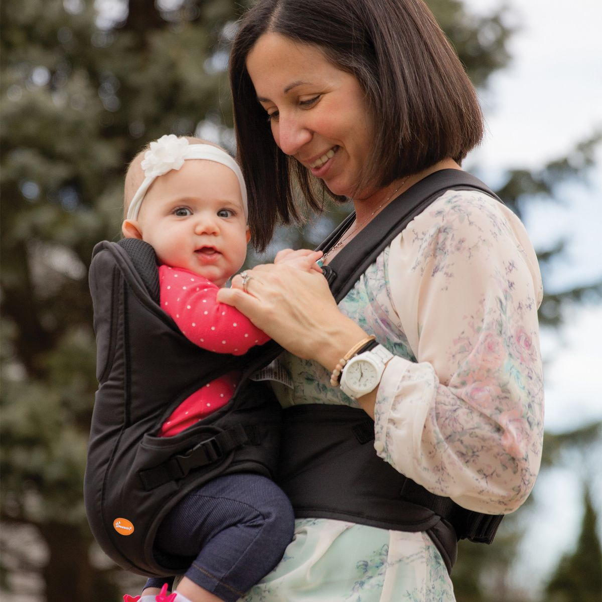 Dreambaby Manhattan Carrier.