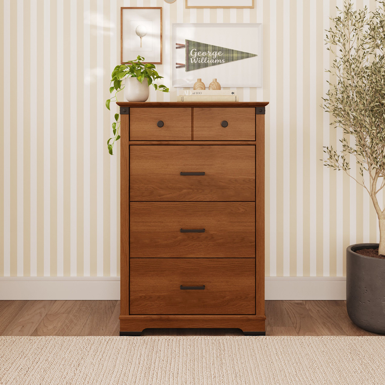 Child Craft Redmond 4-Drawer Chest - Coach Cherry.