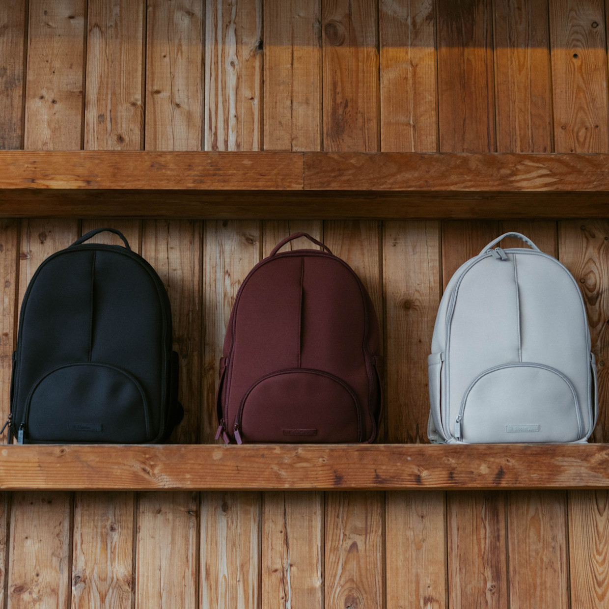 Parker Baby Co. Drift Neoprene Diaper Backpack - Black.