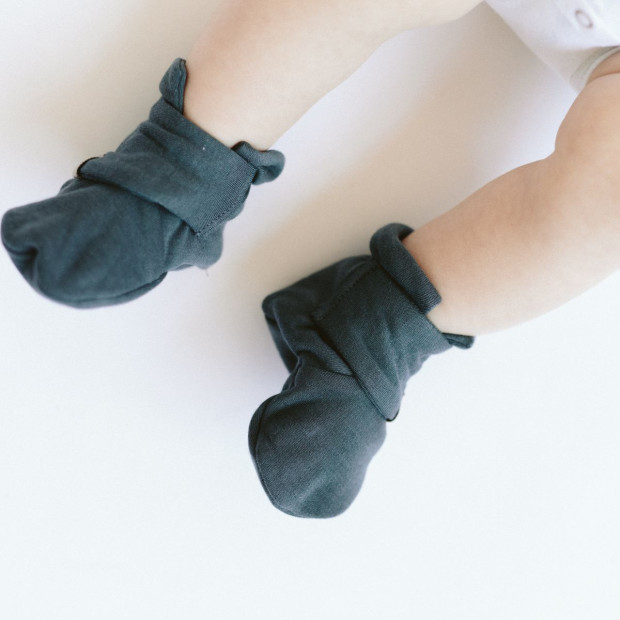 Goumi Kids Stay On Baby Boots - Midnight, 0-3 Months.