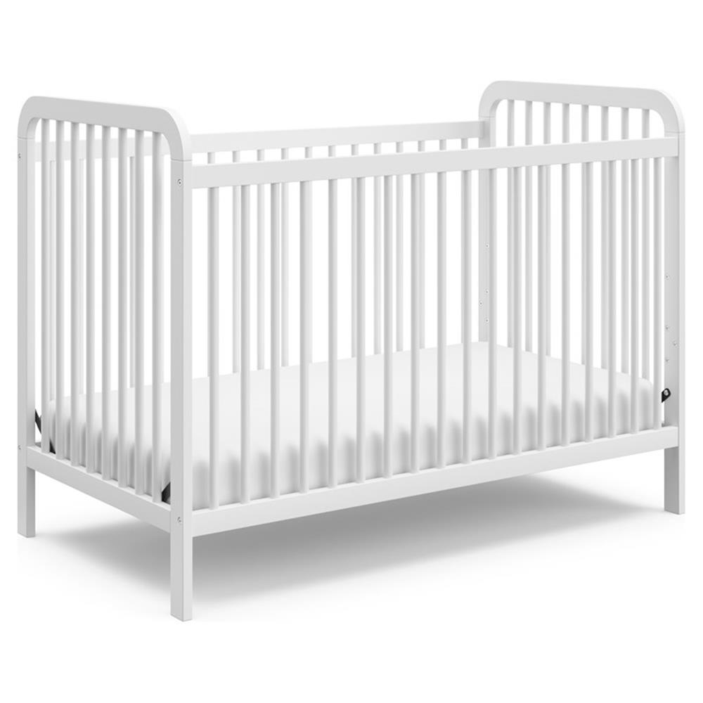 Storkcraft Pasadena 3-in-1 Convertible Baby Crib.