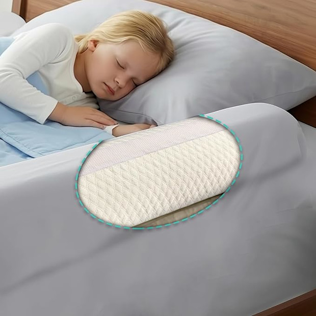 Hiccapop Toddler Bed Rail Bumper.