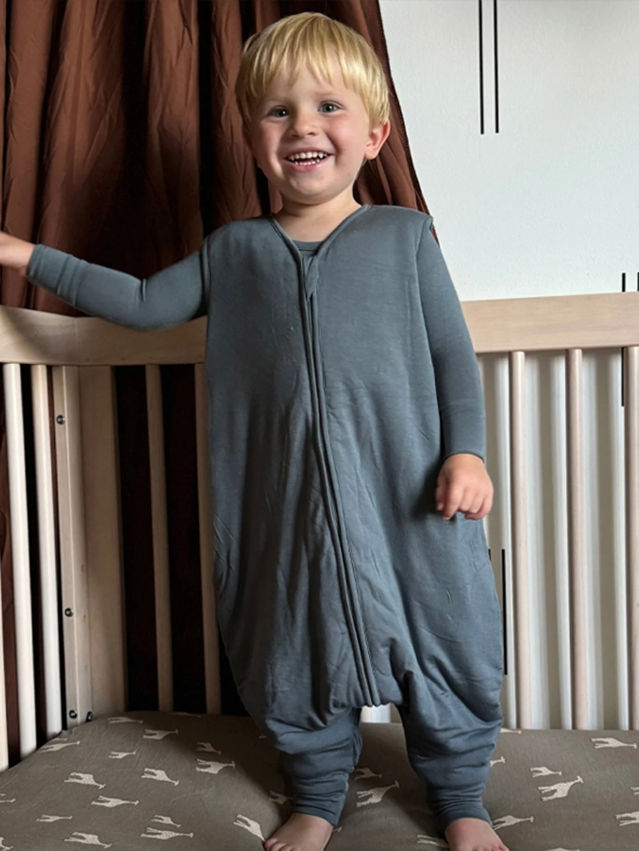 gunamuna Footie Sleep Sack 2.5 TOG.