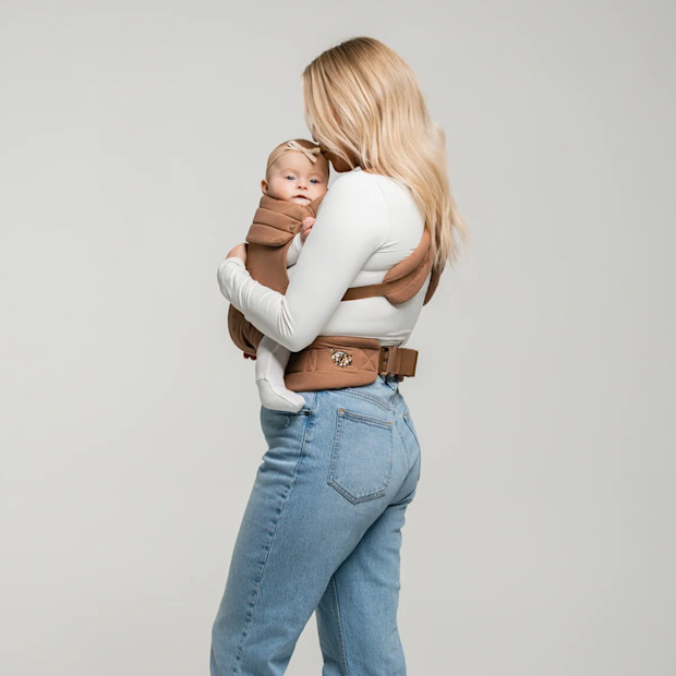 MABĒ The Monarch Buckle Baby Carrier - Mocha.