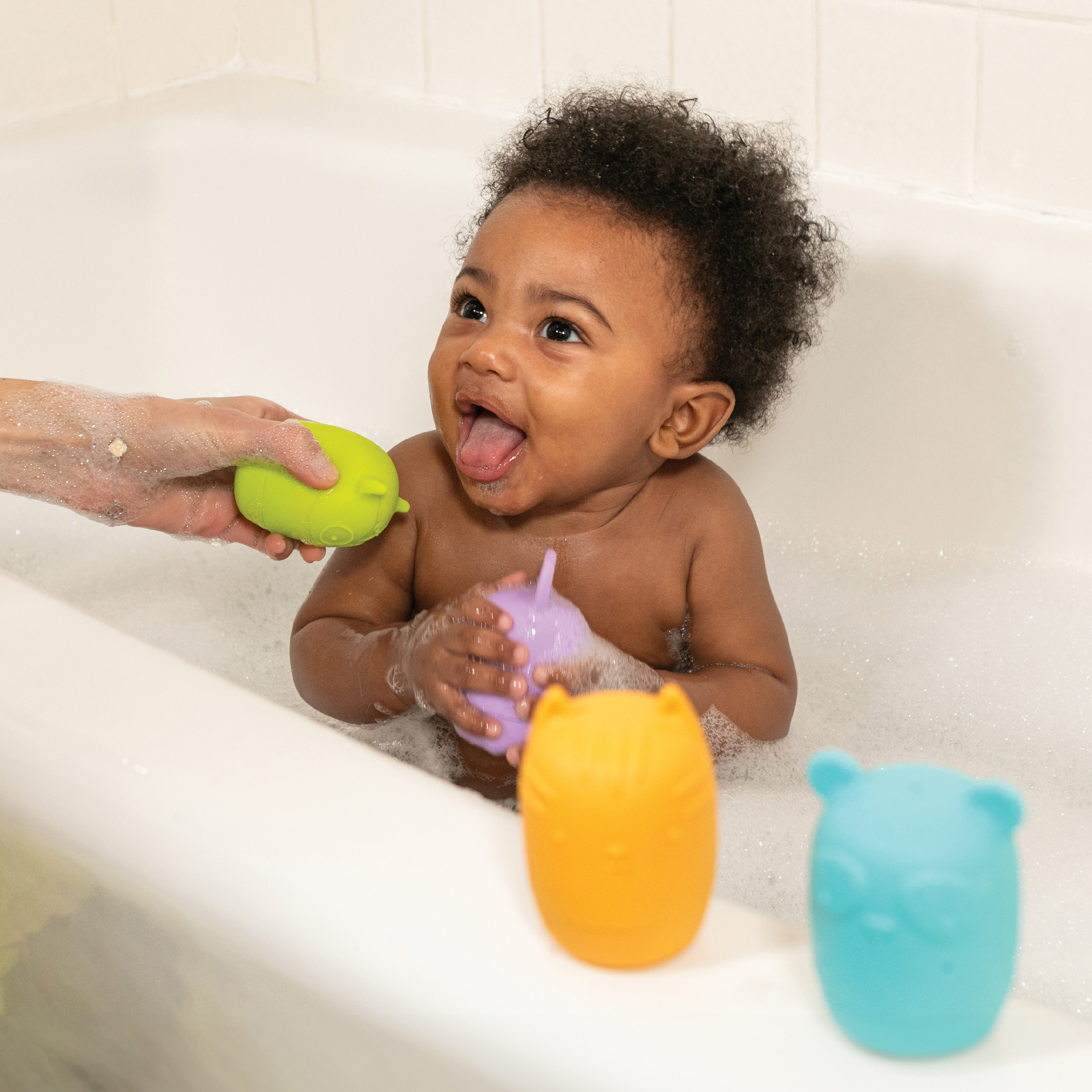 Infantino Easy Clean Bath Squirters Playset.