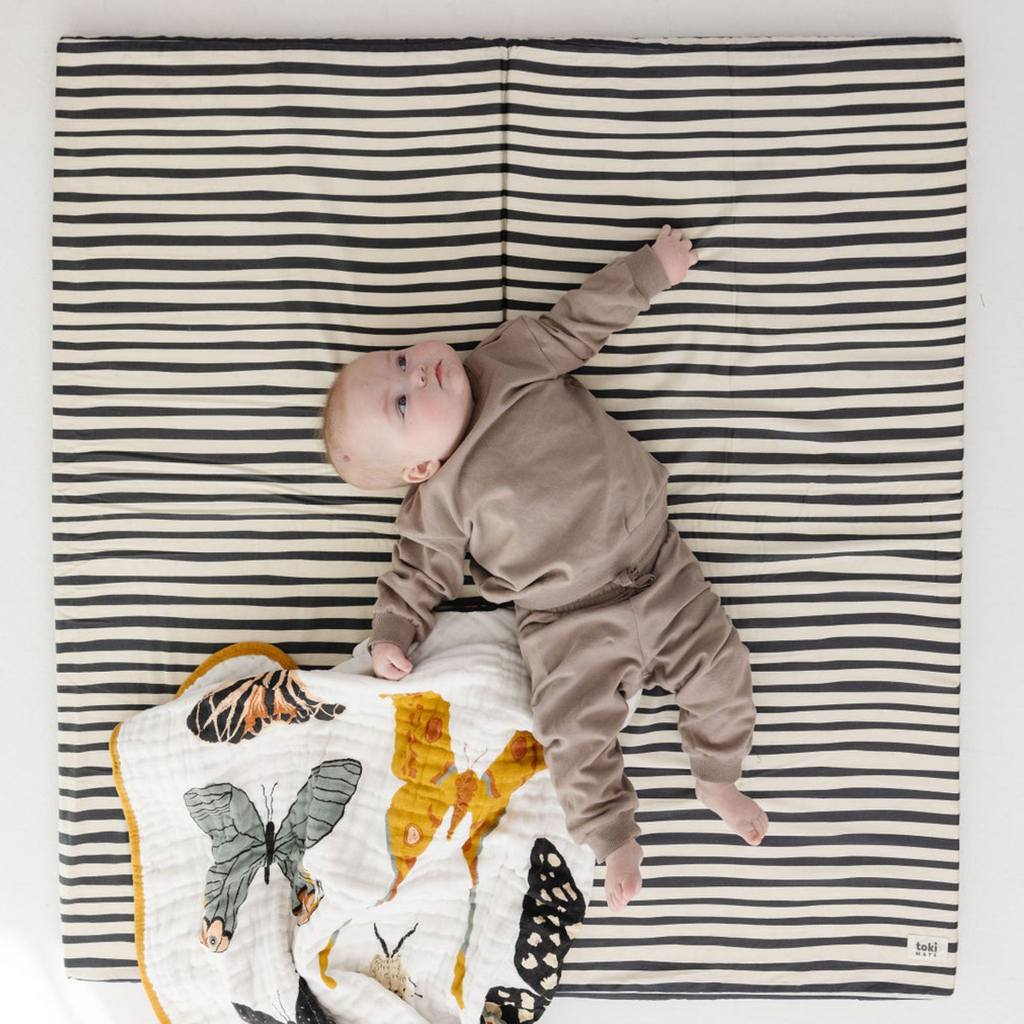 Toki Kids Standard Organic Cotton Play Mat - Bold Stripe.