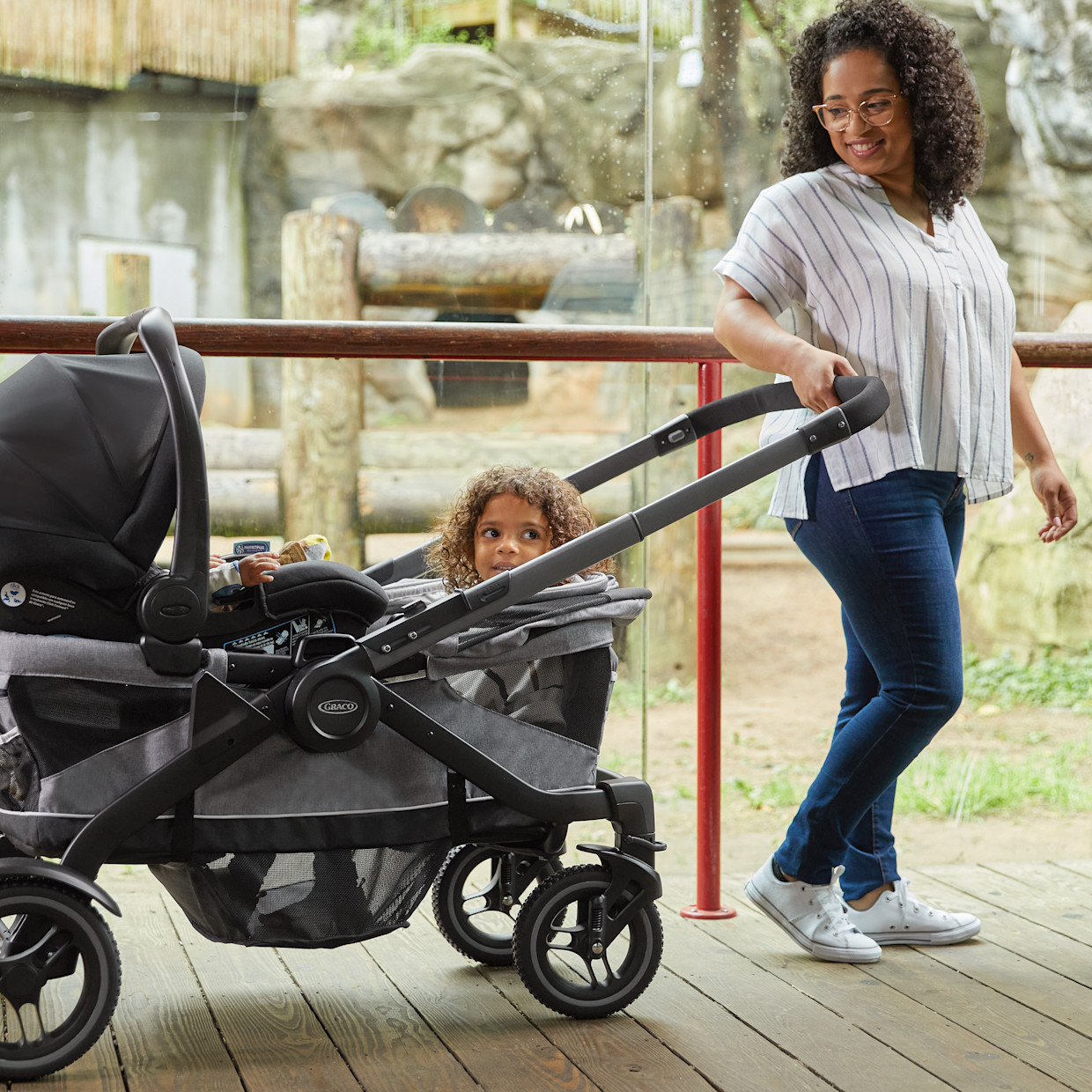 Graco Modes Adventure Stroller Wagon Car Seat Adapter - Black.