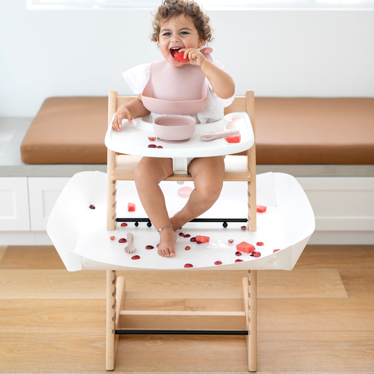 Catchy Food Catcher for High Chairs - White, For Stokke Tripp Trapp.