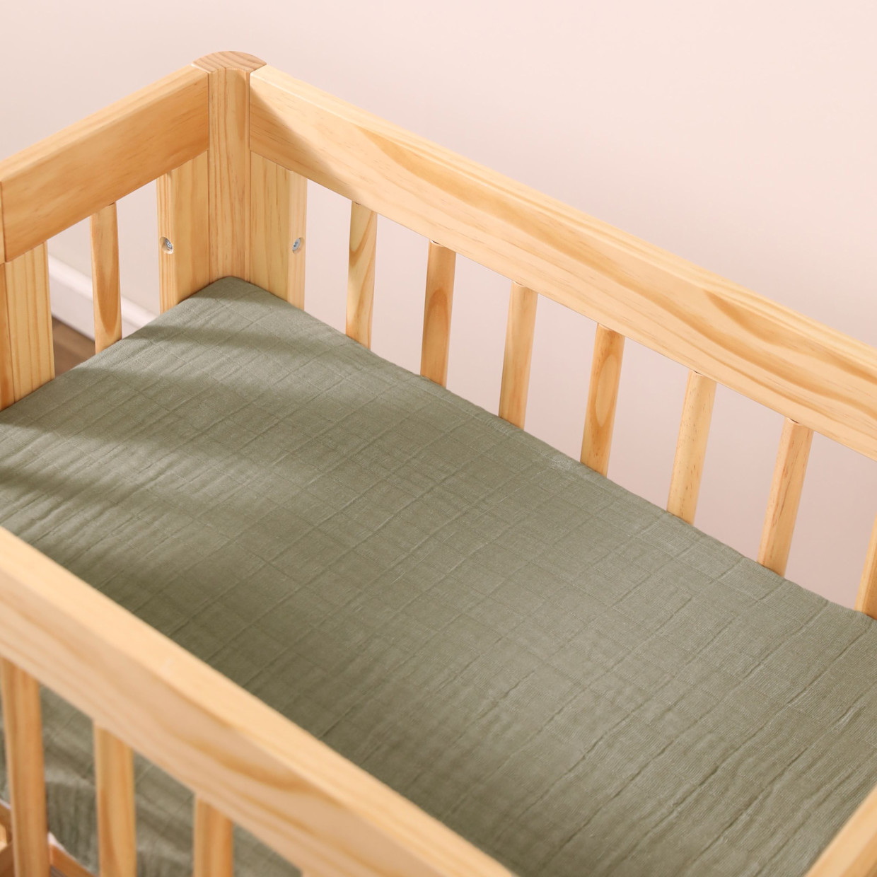 babyletto All-Stages Bassinet Sheet - Matcha.