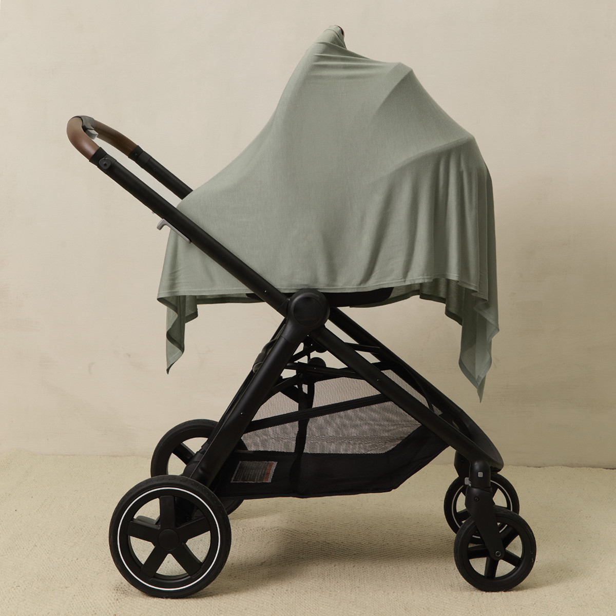 Solly Baby Nursing Cover - Ivy.