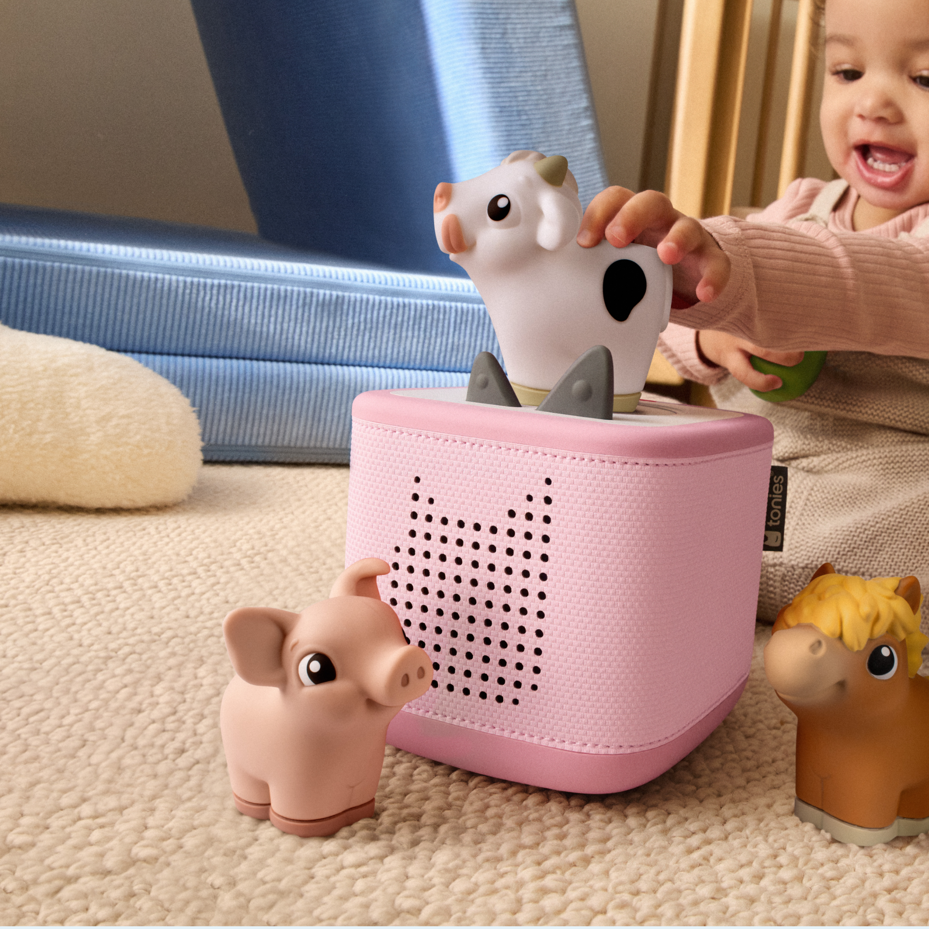 tonies Toniebox 2 Starter Set My First Tonies Farm Set - Cloud Pink.