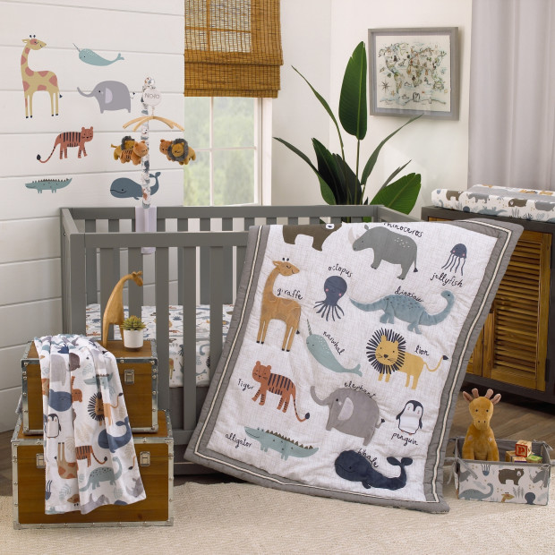 NoJo Baby 4 Piece Nursery Crib Bedding Set - Zoo Animals.