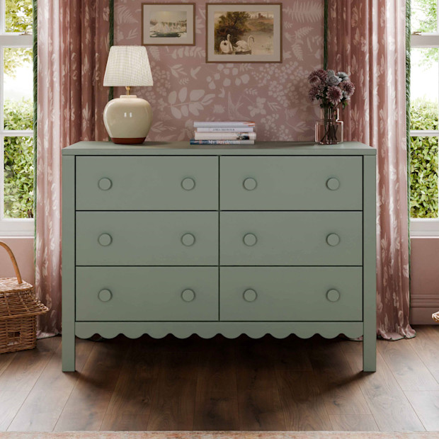 daVinci Sammy Scallop 6-Drawer Dresser.