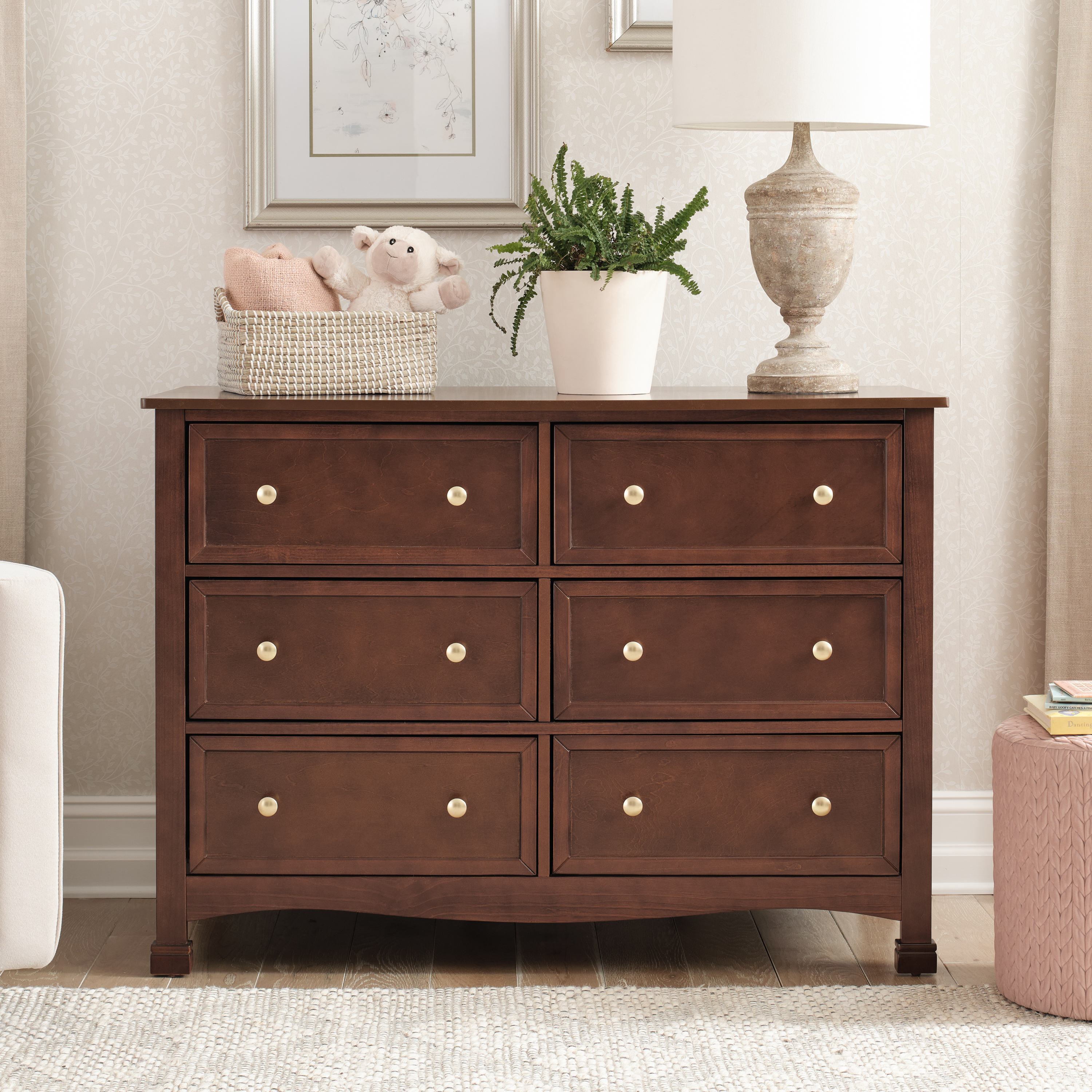 daVinci Kalani 6-Drawer Double Wide Dresser - Espresso.