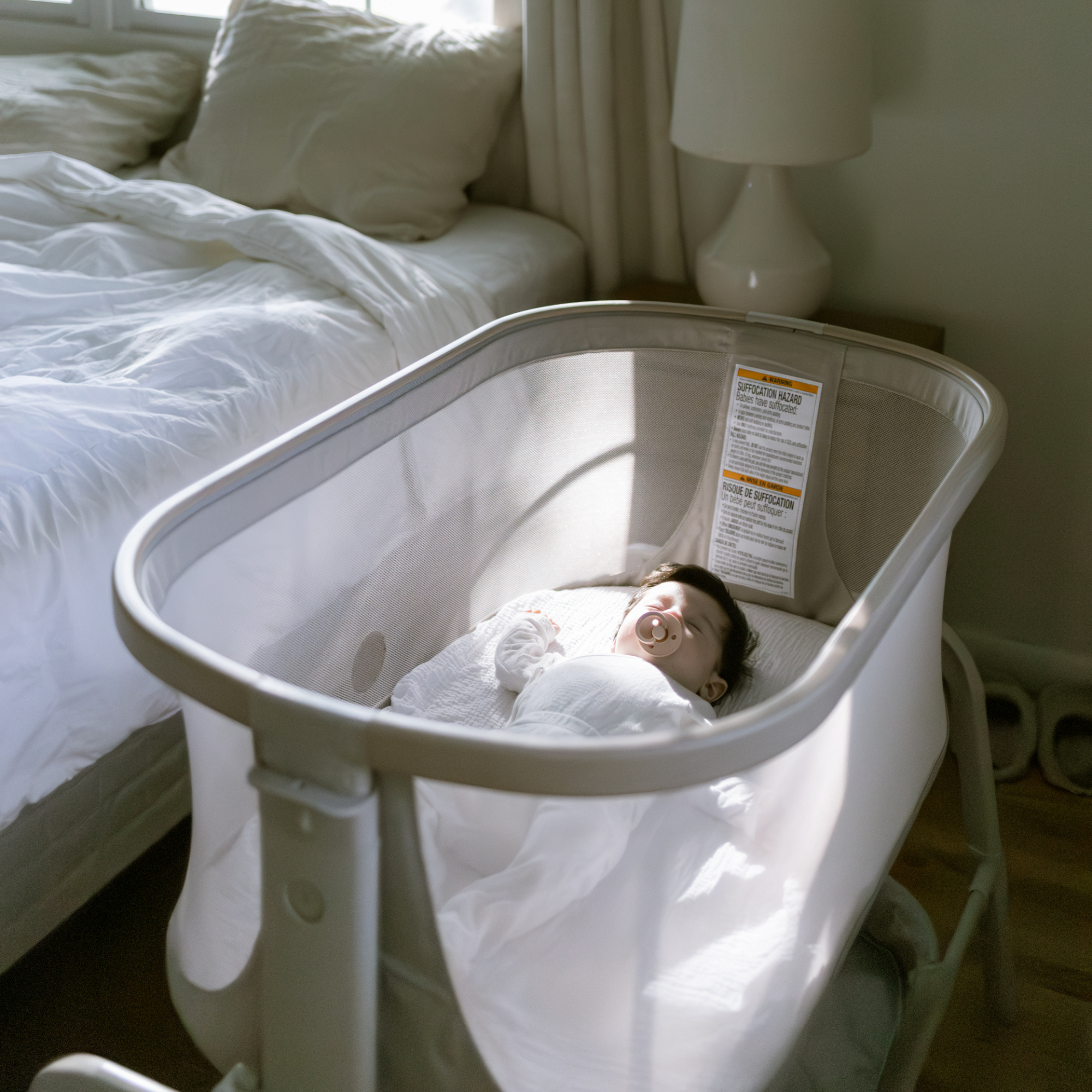 Maxi-Cosi Iora Bedside Bassinet.