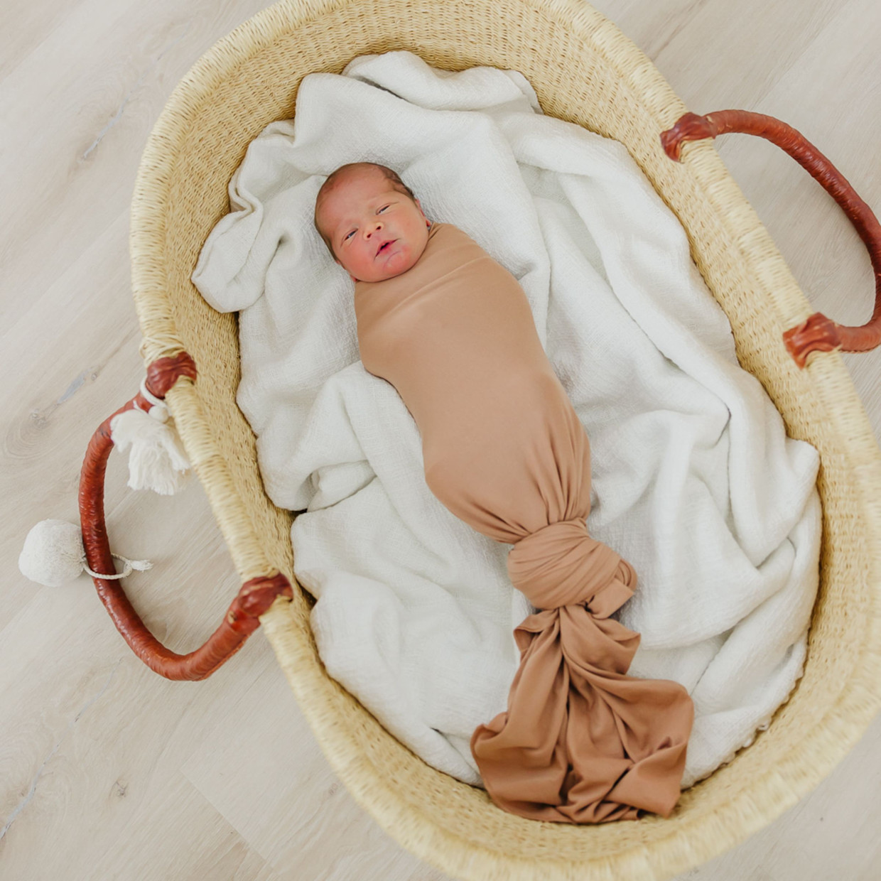 Copper Pearl Swaddle Blanket - Pecan.