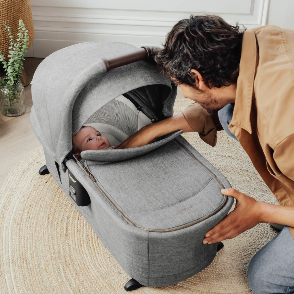 Romer Sera Bassinet for Tura Stroller - Pearl.