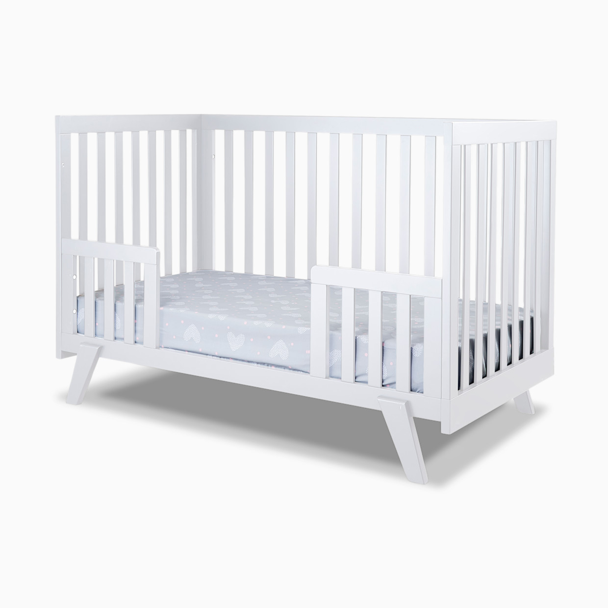Sorelle Luce Crib - White.