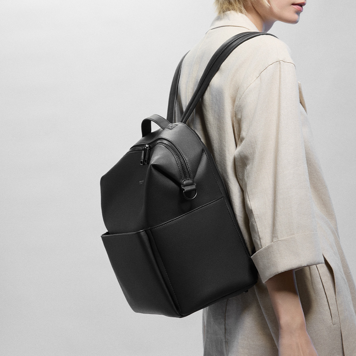 Mina Baie Stevie Backpack - Black/Black.