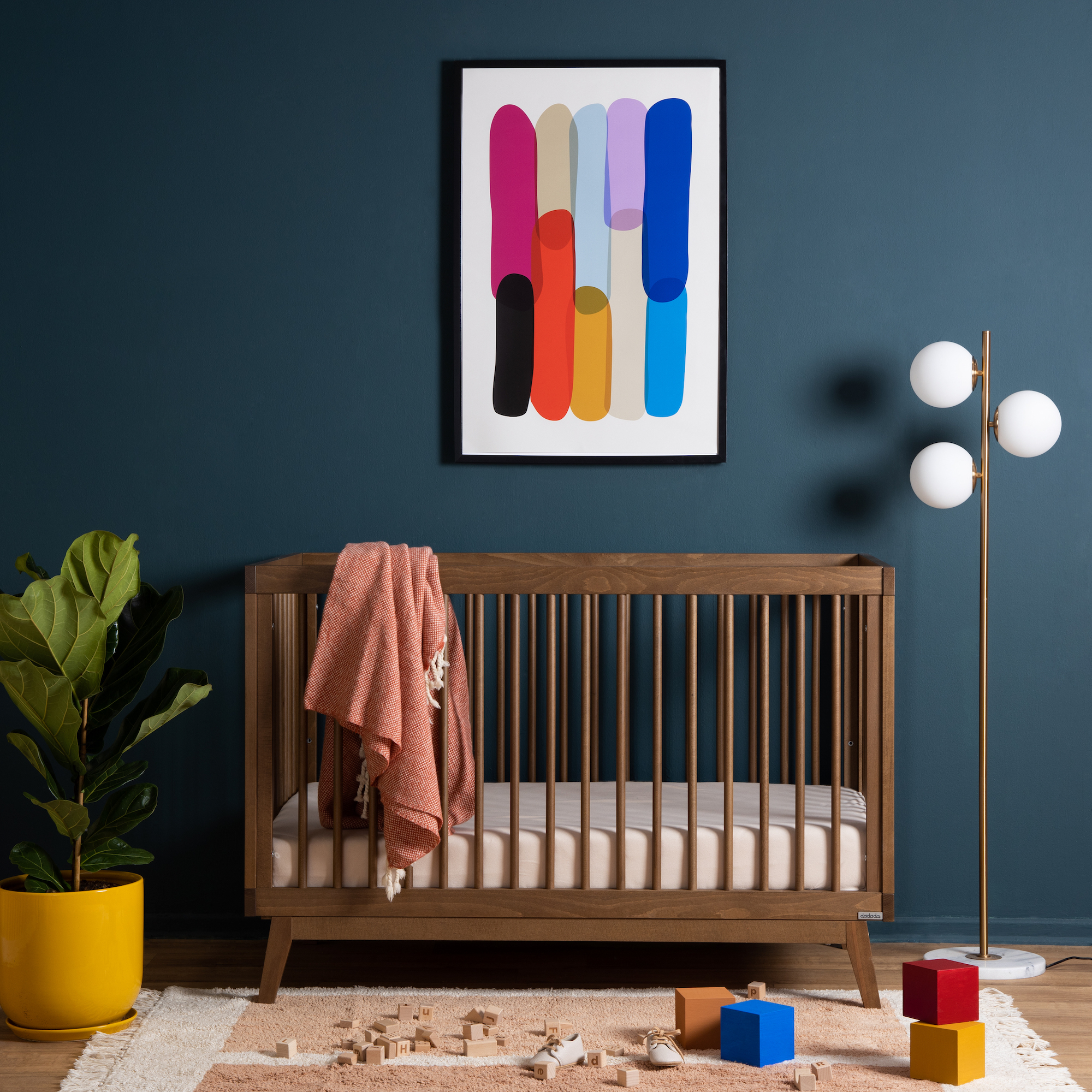 dadada Soho 3-in-1 Convertible Crib - Walnut.