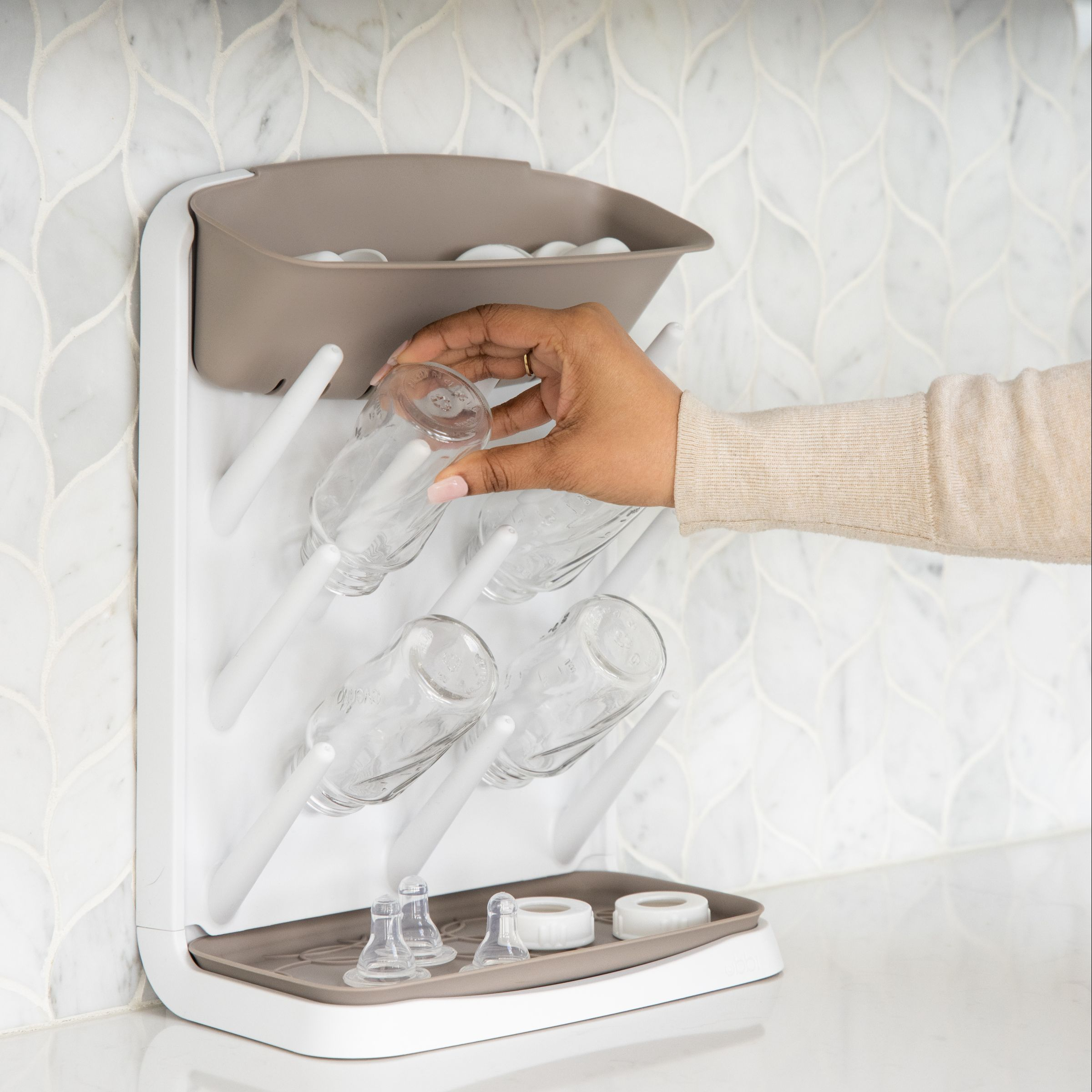 Ubbi Vertical Bottle Drying Rack - Taupe.