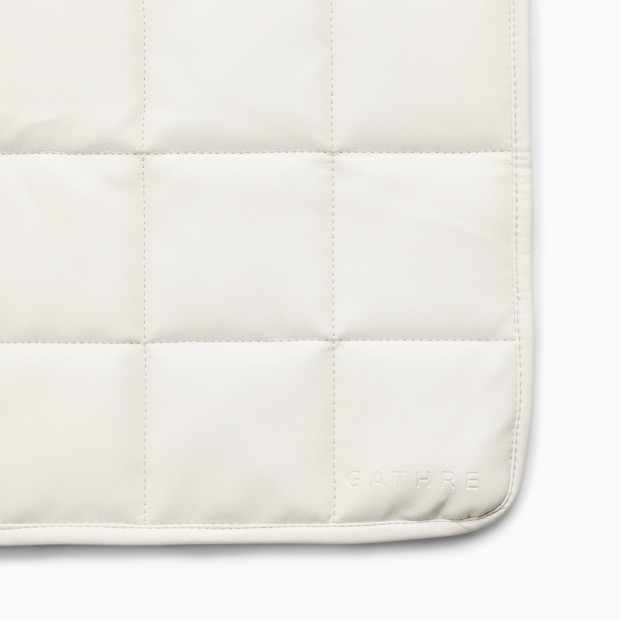 Gathre Square Quilted Mat - Ivory.