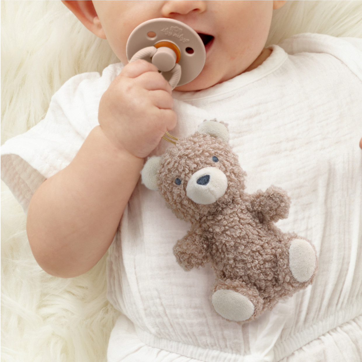 Itzy Ritzy Beary Cute Bundle - Theo The Bear.