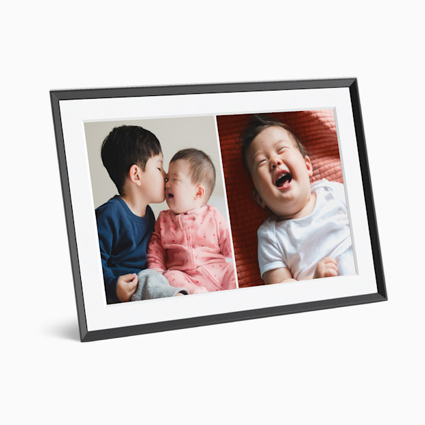 Aura Frames Carver Mat 10.1" WiFi Digital Picture Frame.