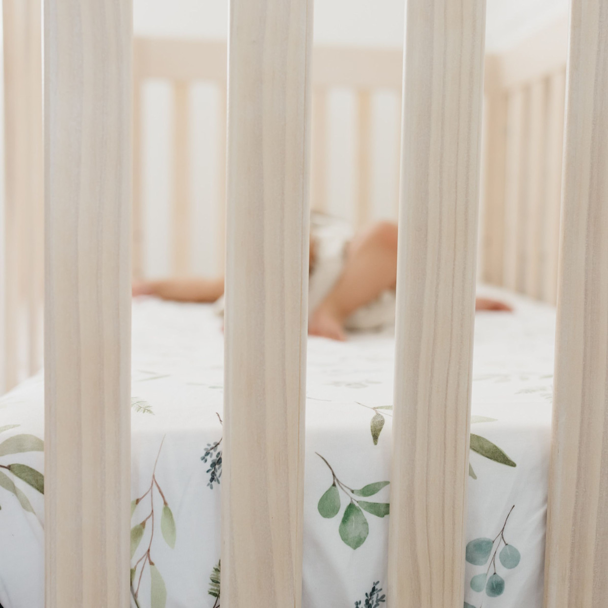 Copper Pearl Printed Premium Crib Sheet - Haven.