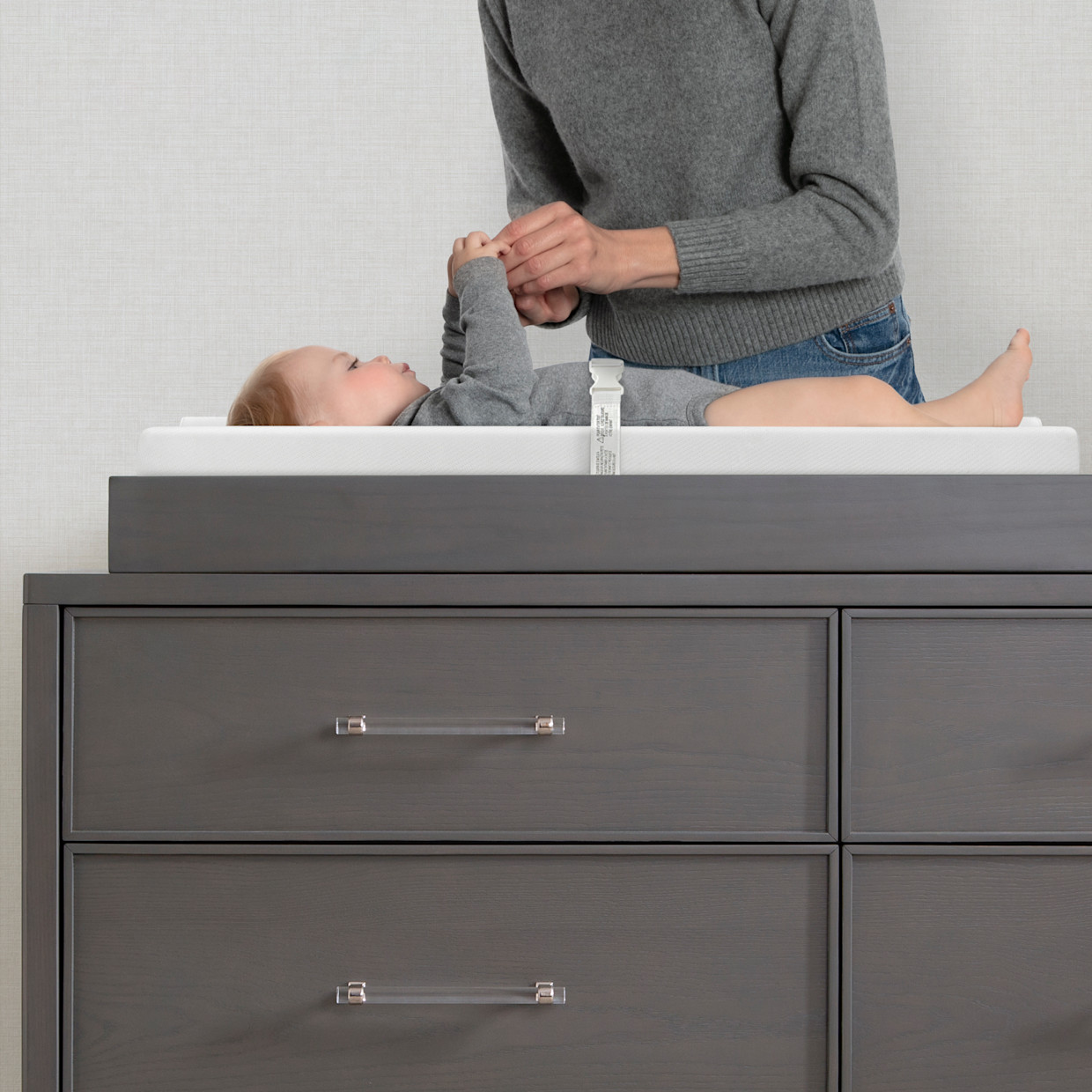 Bellini Contour Changing Pad & Cover - White.