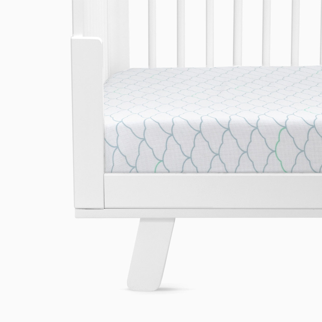 Newton Baby 2-Pack Organic Cotton Breathable Crib Sheets - Dreamweaver In Moonstone Mist + Solid White.