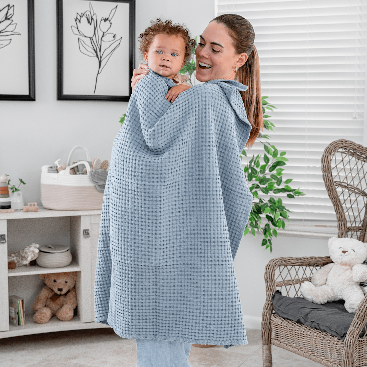 Comfy Cubs Waffle Weave Baby Blanket - Pacific Blue.